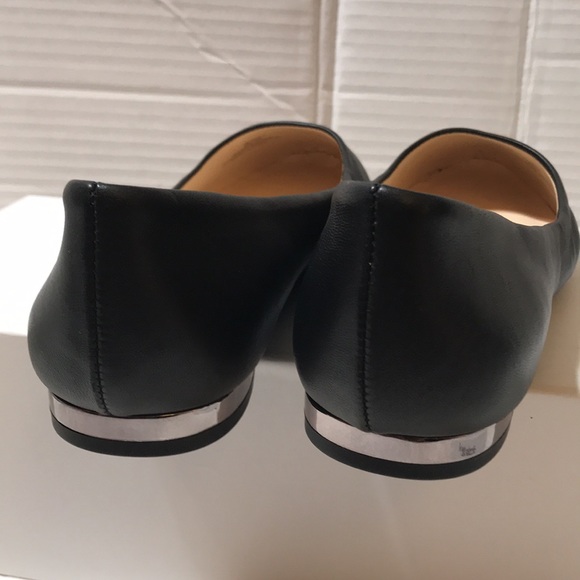 Jessica Simpson leather flats - Picture 6 of 7